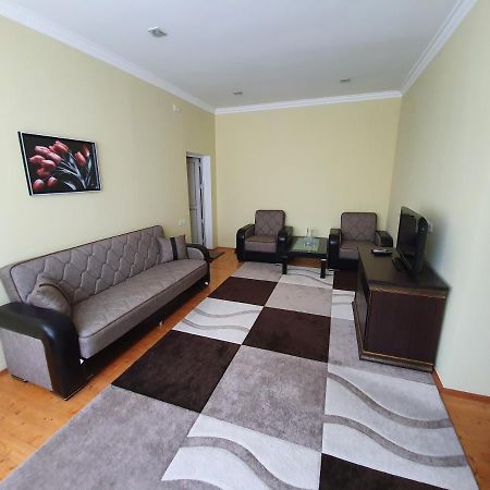 Sheki Avtovagzal Motel Екстер'єр фото