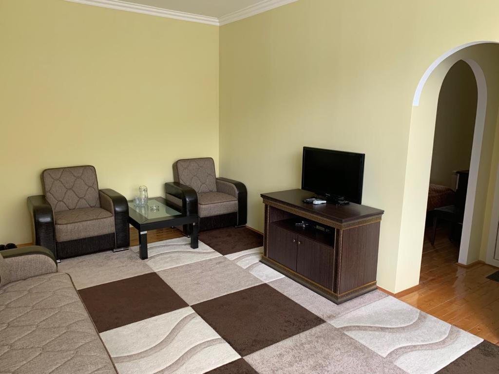 Sheki Avtovagzal Motel Екстер'єр фото